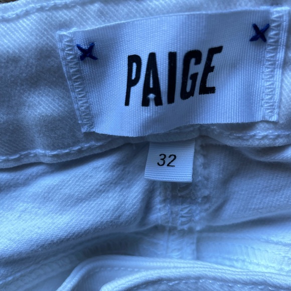 PAIGE size 32 white Kylie Crop jeans. Rolled bottom. Deconstructed look pockets - Picture 7 of 8